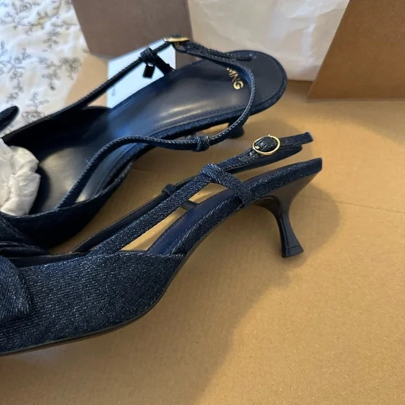 Mango Blue Heels with Decorative Bow - Picture 4 of 6